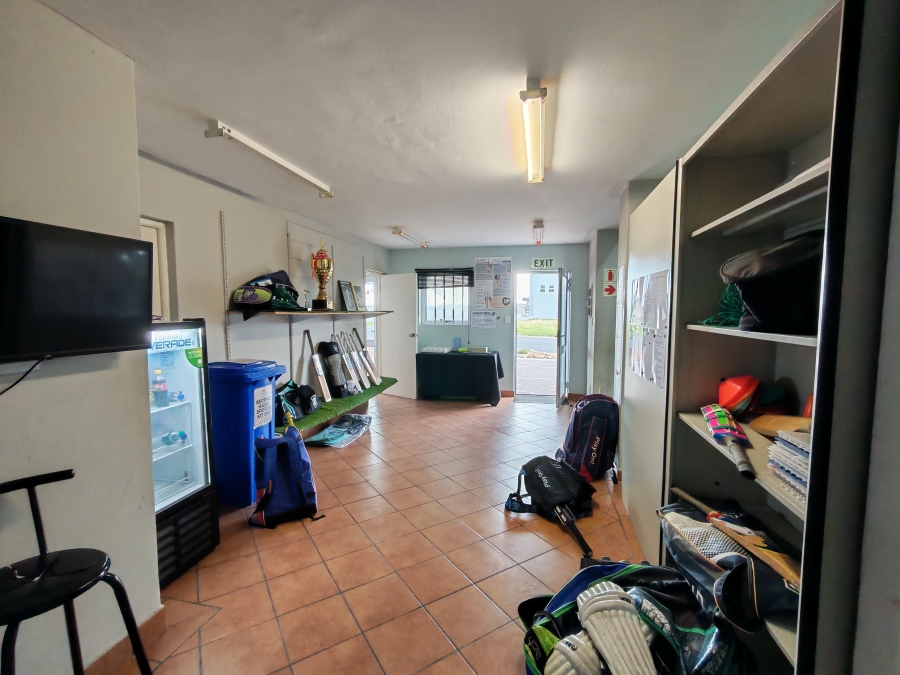 To Let commercial Property for Rent in Asla Park Western Cape